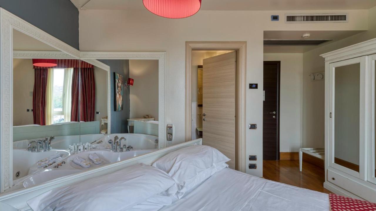 Hotel Fiera Di Brescia Luaran gambar