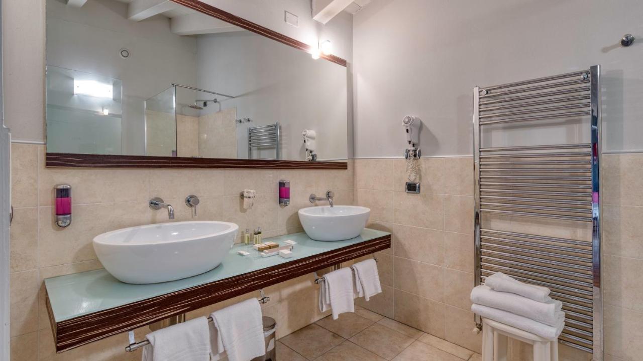 Hotel Fiera Di Brescia Luaran gambar