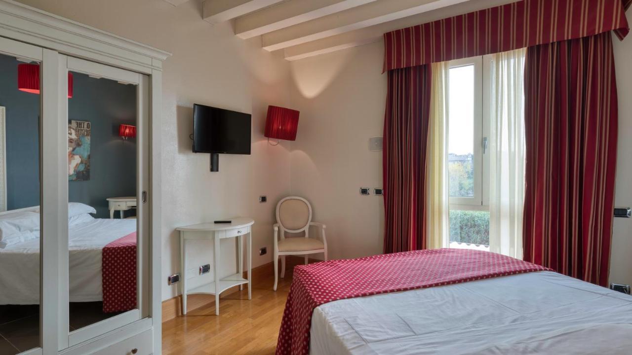 Hotel Fiera Di Brescia Luaran gambar